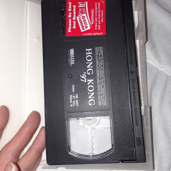 Hong Kong '97 vidmark entertainment VHS video tape - Picture 3 of 4